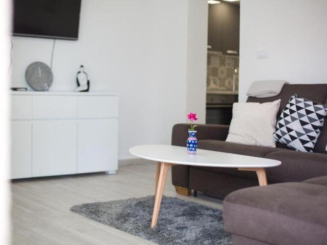 Serious Job - One Bedroom With Patio Dubrovnik